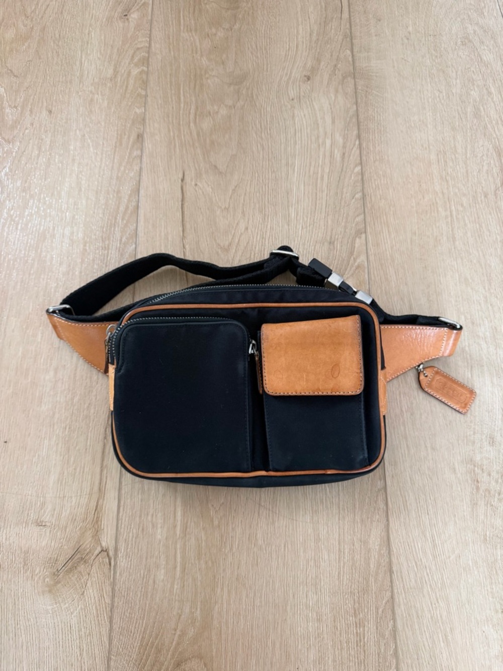 Coach 5973 Waist/Hip Bag.